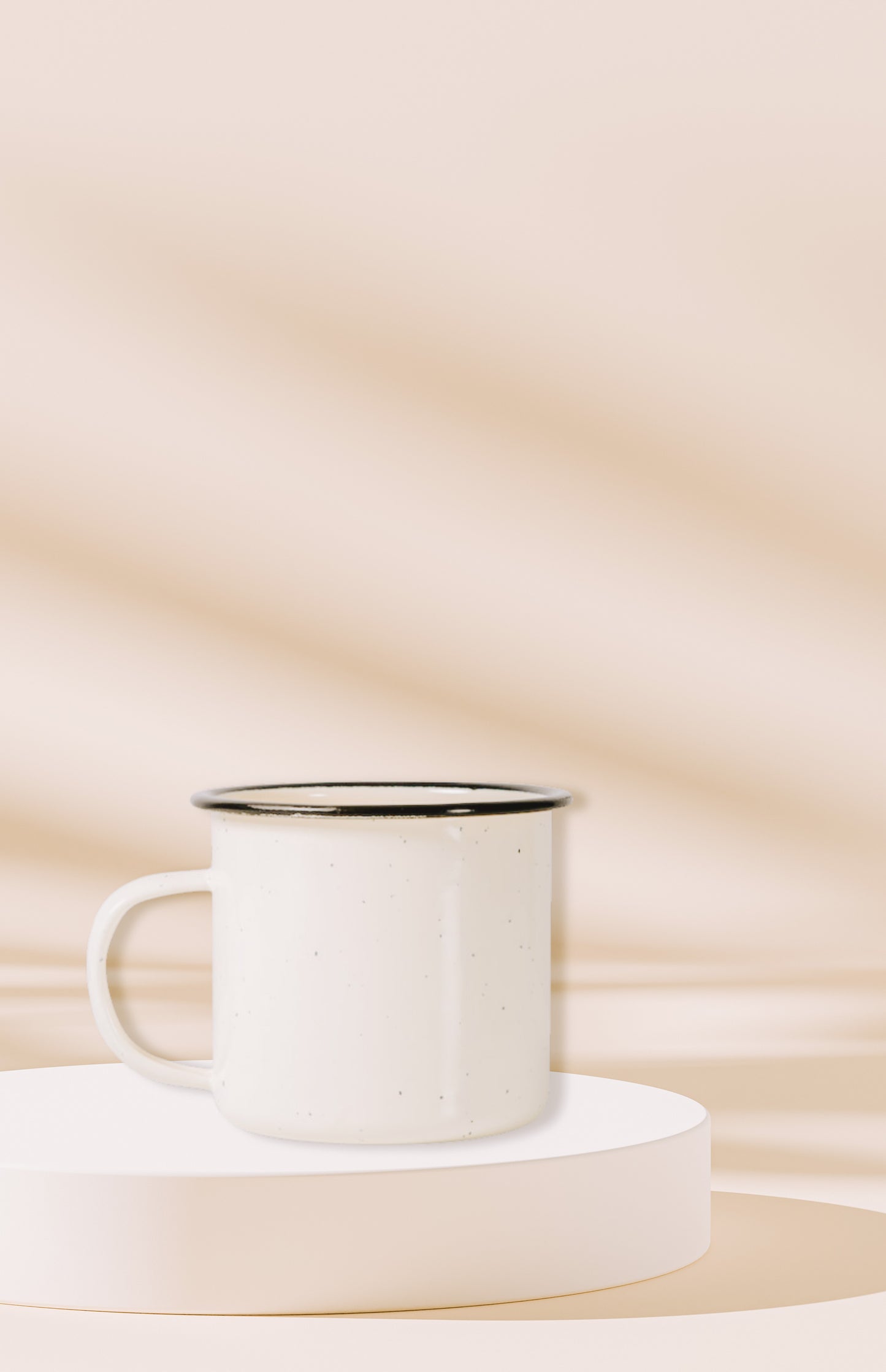 Crème Enamel Mug